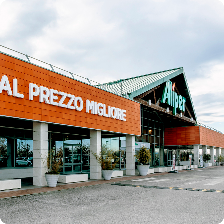 https://centrocommercialecastagnole.it/media/banners/images/foto-Centro_sopra-1371325354.png